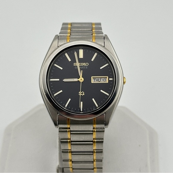 Vintage Seiko SQ Two tone Stainless Steel 36mm Men’s Quartz Watch c. Feb 1991 - Picture 4 of 8